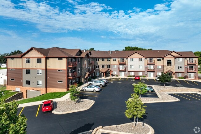 Photo - Cedar Pointe Apartment Homes LLC