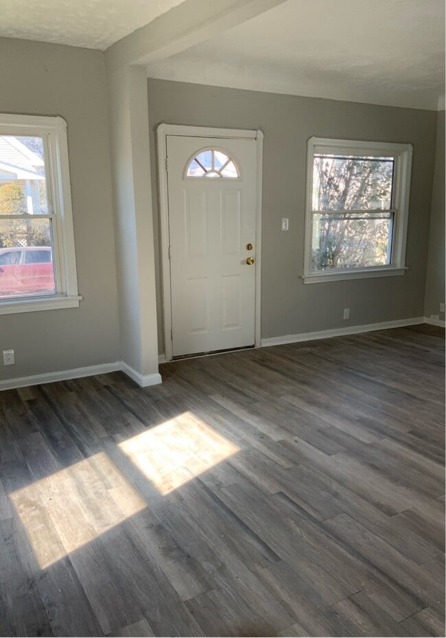 Photo - 3449 E 71st St