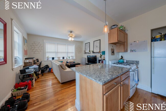 Photo - 455 Broadway Unidad 465-12 Rental