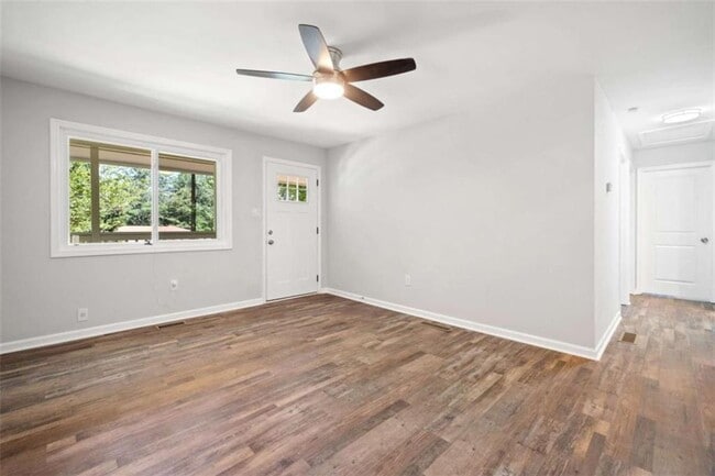 Photo - 6147 Allen Ivey Rd