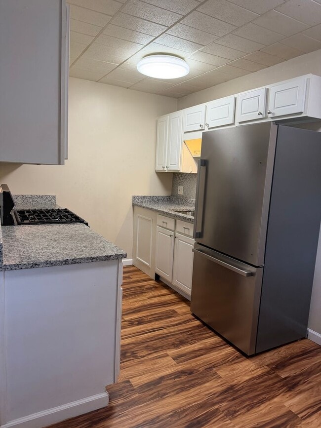 Photo - Knoxville 37919 - 1 bedroom, 1 bath Apartment on main floor with no steps - Mac Tobler (865) 755-...