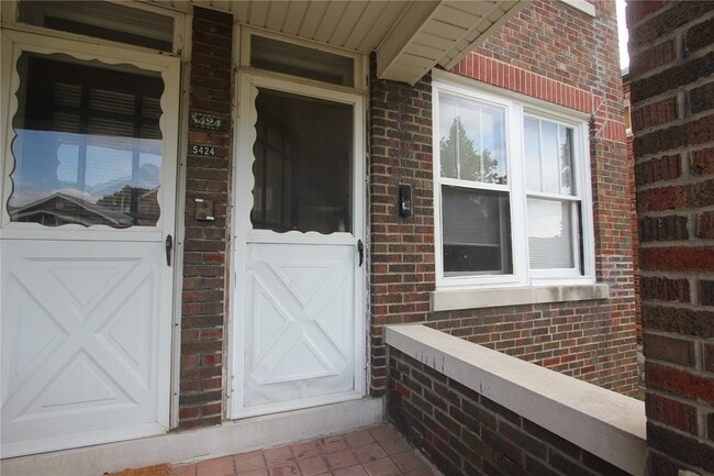 Photo - 5424 Rhodes Ave Unit 1F