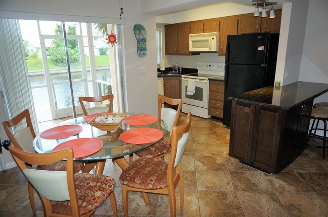 Dining Area - 3905 Del Prado Blvd Condo Unit D102
