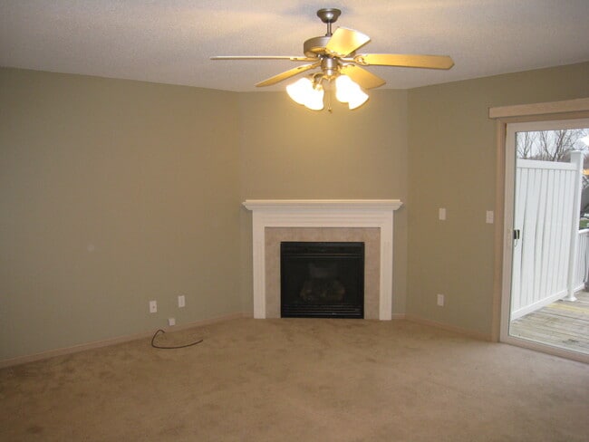 Photo - 9806 N Lewis Ave