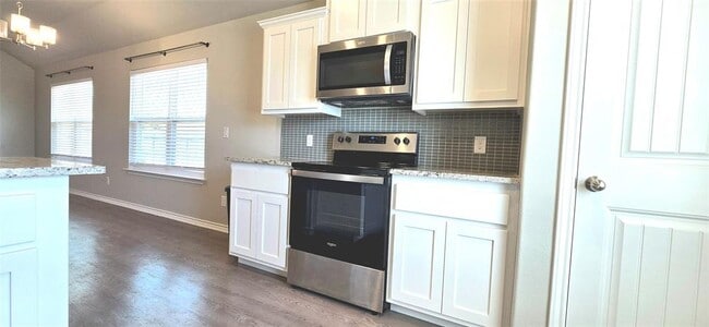 Photo - 136 Mike Warner Dr