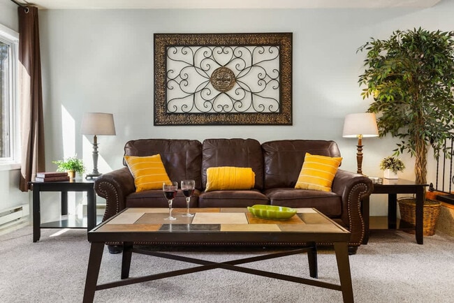 Photo - 246 Broken Lance Dr Unit ID1387654P