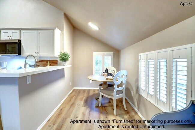 Photo - 109 N Pleasant St