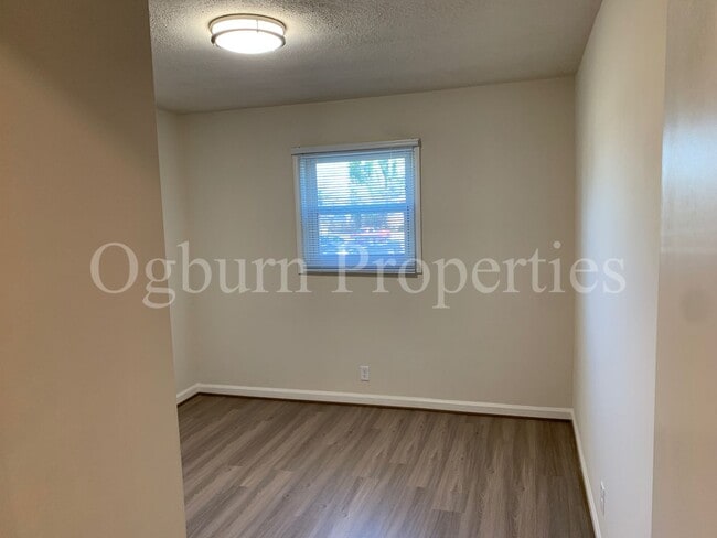 Photo - 217 Mayberry Ave Unit 217-B