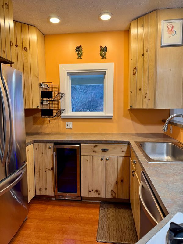 Photo - 1937 Spencer Hill Rd