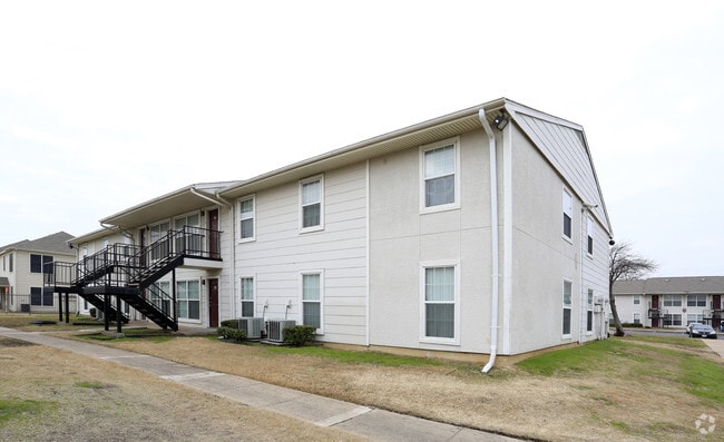 Shiloh Village Apartments - Shiloh Village Apartments