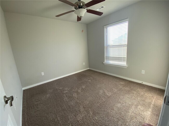 Photo - 740 Fontana St