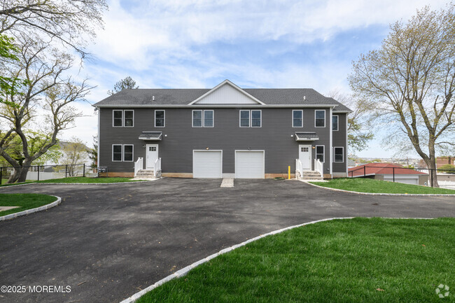 Building Photo - 314 Bordentown Ave Rental