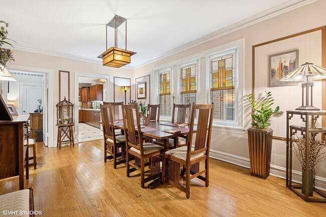 Photo - 5146 N Leavitt St