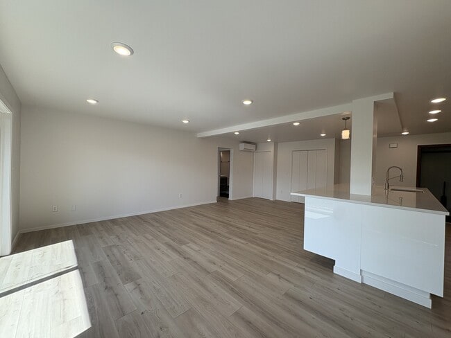 Photo - 504 S Coeur d'Alene St Unit 2