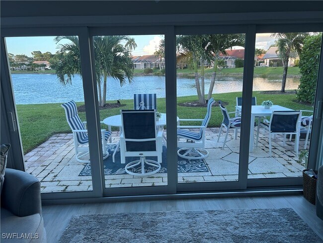 Photo - 421 Kings Way