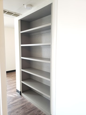 Apartamento grande de una habitación renovado
