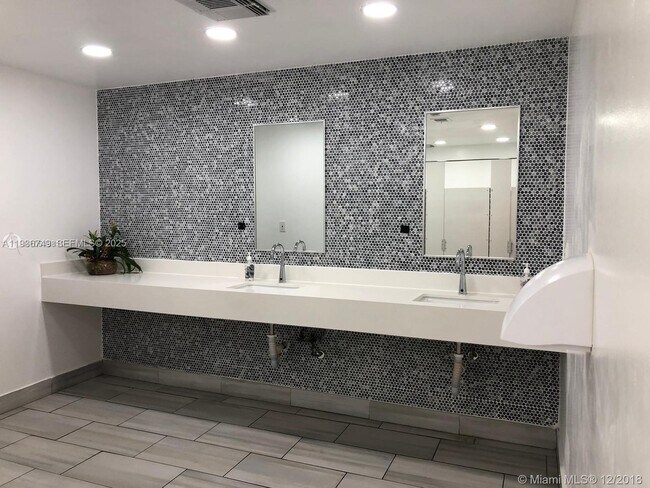 Photo - 16919 N Bay Rd Unit 620