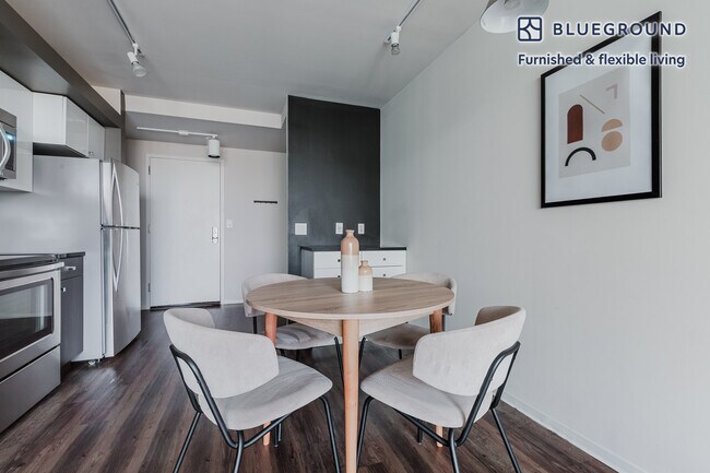 Photo - 45 Stuart St Unidad SI FL28-ID995