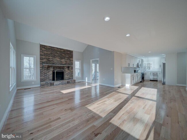 Photo - 4432 Indigo Ln