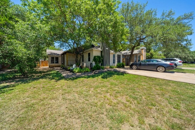 Photo - 9618 Sugar Hill Dr Unit B