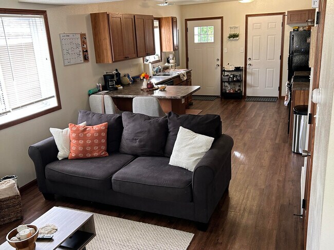 Photo - 1820 Olive St