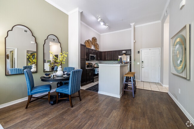 1BR, 1BA - 822SF - Kitchen