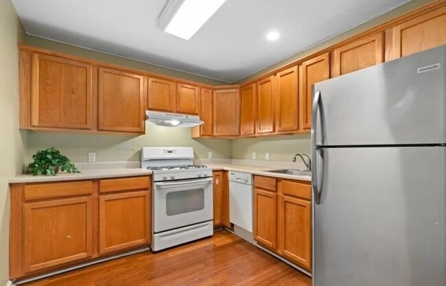 Photo - Modern 2BR / 2BA Condo with Balcony & Parking at Union Square – Hackensack Unit APT 310