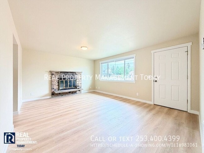 11104 Ainsworth Ave S