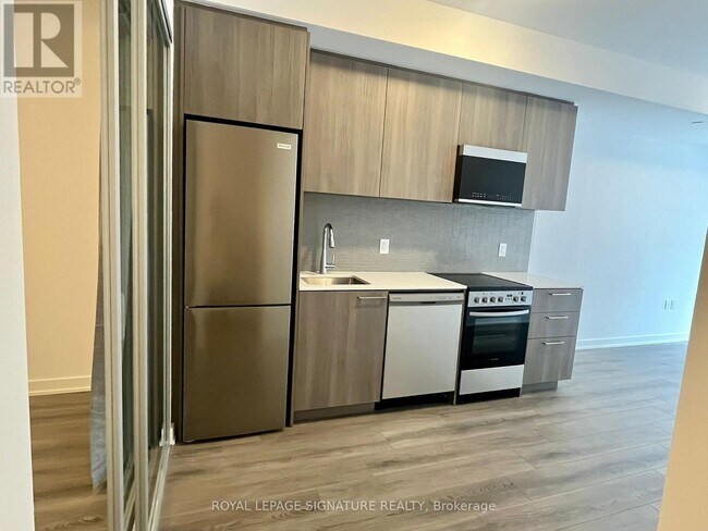 Photo - 7437 Kingston Rd Unit 208