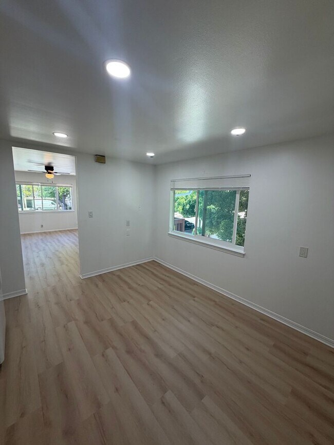 Photo - 831 Opal Dr Unit 3