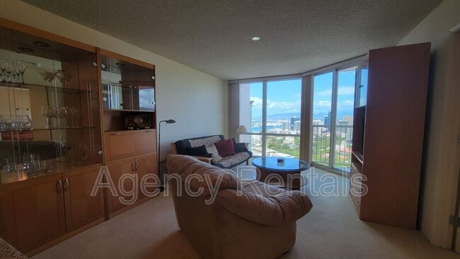 Photo - 801 S King St Unit One Archer Lane