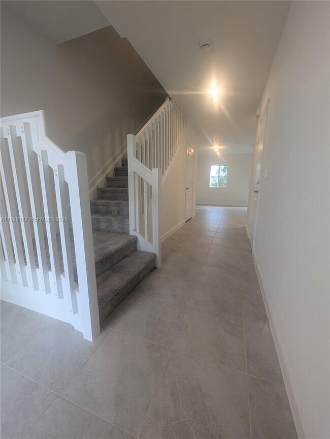 Photo - 5180 SW 37th St