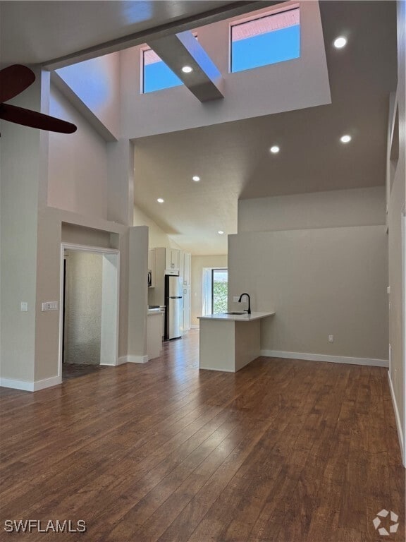 Building Photo - 5463 Harbour Castle Dr Rental