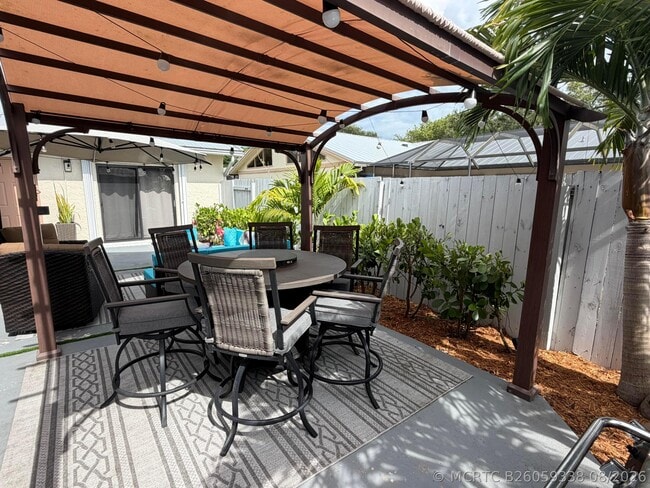 Photo - 8847 Thumbwood Cir