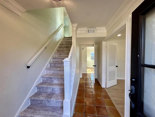 Photo - 6275 Westgate Dr