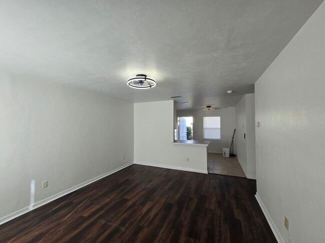 Photo - 204 Tyres Alley