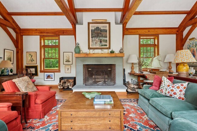 Photo - 5 Baiting Hollow Rd