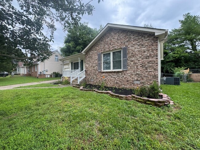 Photo - Charming Single-Family Home in Clarksville
