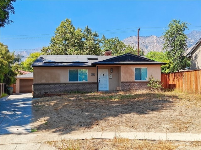 Photo - 3165 Primavera St House