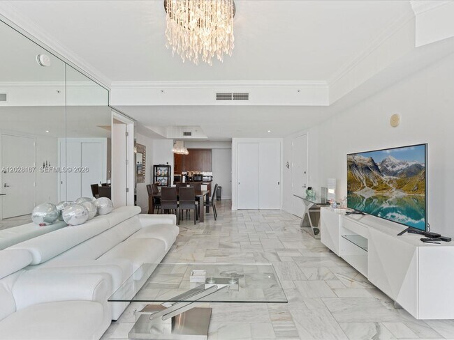 Photo - 18101 Collins Ave Unidad 1904