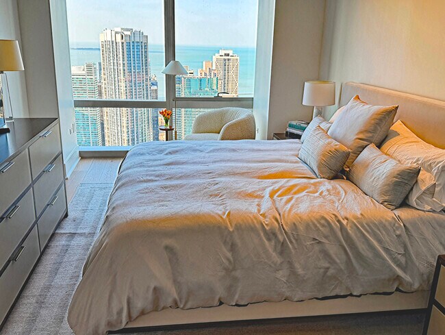 Photo - 363 E Wacker Dr Unit 4902