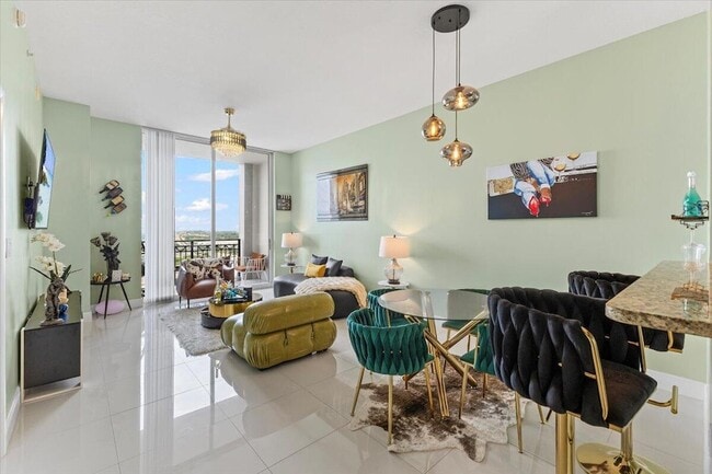 Building Photo - 550 Okeechobee Blvd Unit LPH18 Rental