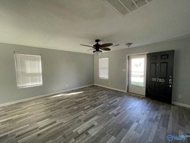 Photo - 16780 Wellhouse Dr