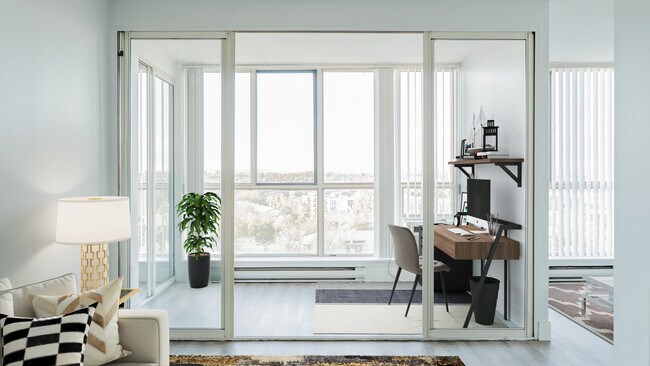 Photo - Lakeside Place