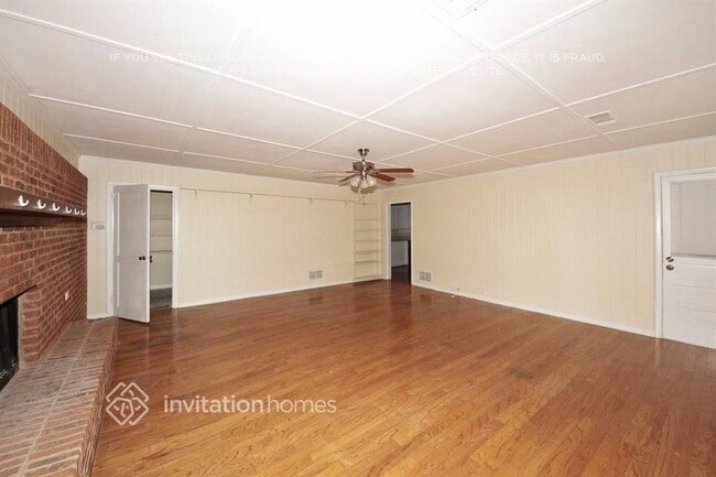 Photo - 190 Bowen Rd