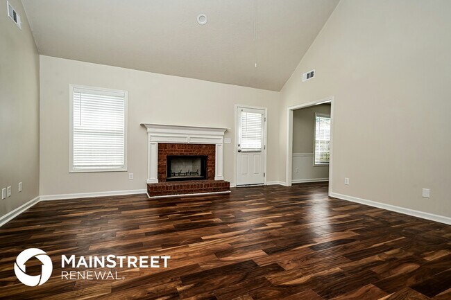 Photo - 30 Berkshire Dr