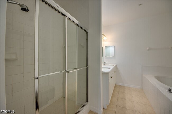 Photo - 15250 Riverbend Blvd Unit 204