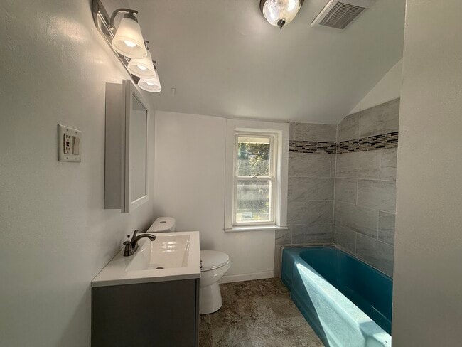 Photo - 86 Pine Hill Ave