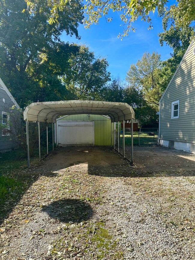 Photo - Great Location! 2-Bed, 1-Bath Home with La...