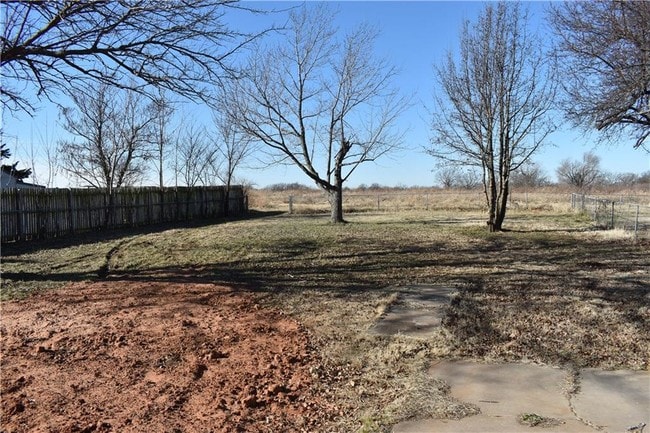 Photo - 1505 N Indian Meridian Rd